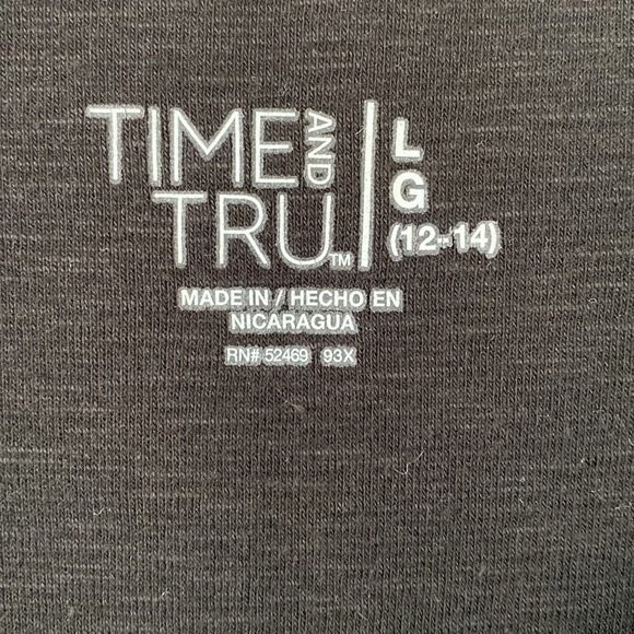 TIME and TRU Short Sleeve Scoop Neck Top Scallop Detail Stretchy Knit Neutral - Picture 8 of 14